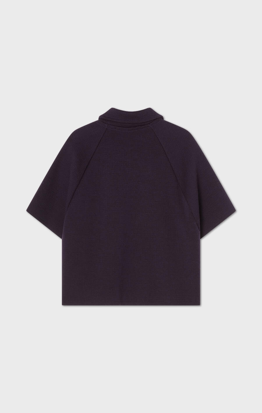 Gertrude kort stickad cape i ull lila
