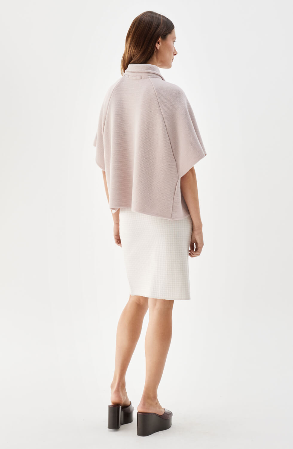Gertrude Short Wool Cape Light Rose