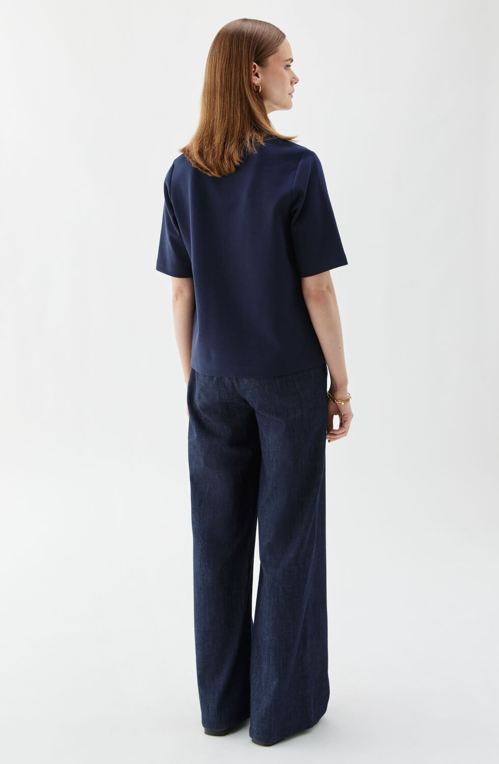 Hanna Broderad T-shirt Mörkblå