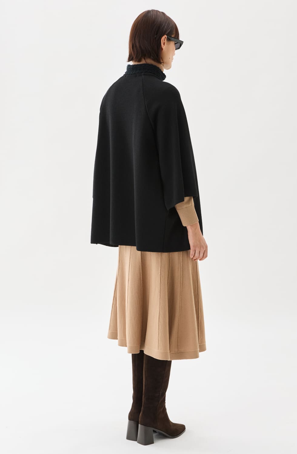 Lucine cape svart