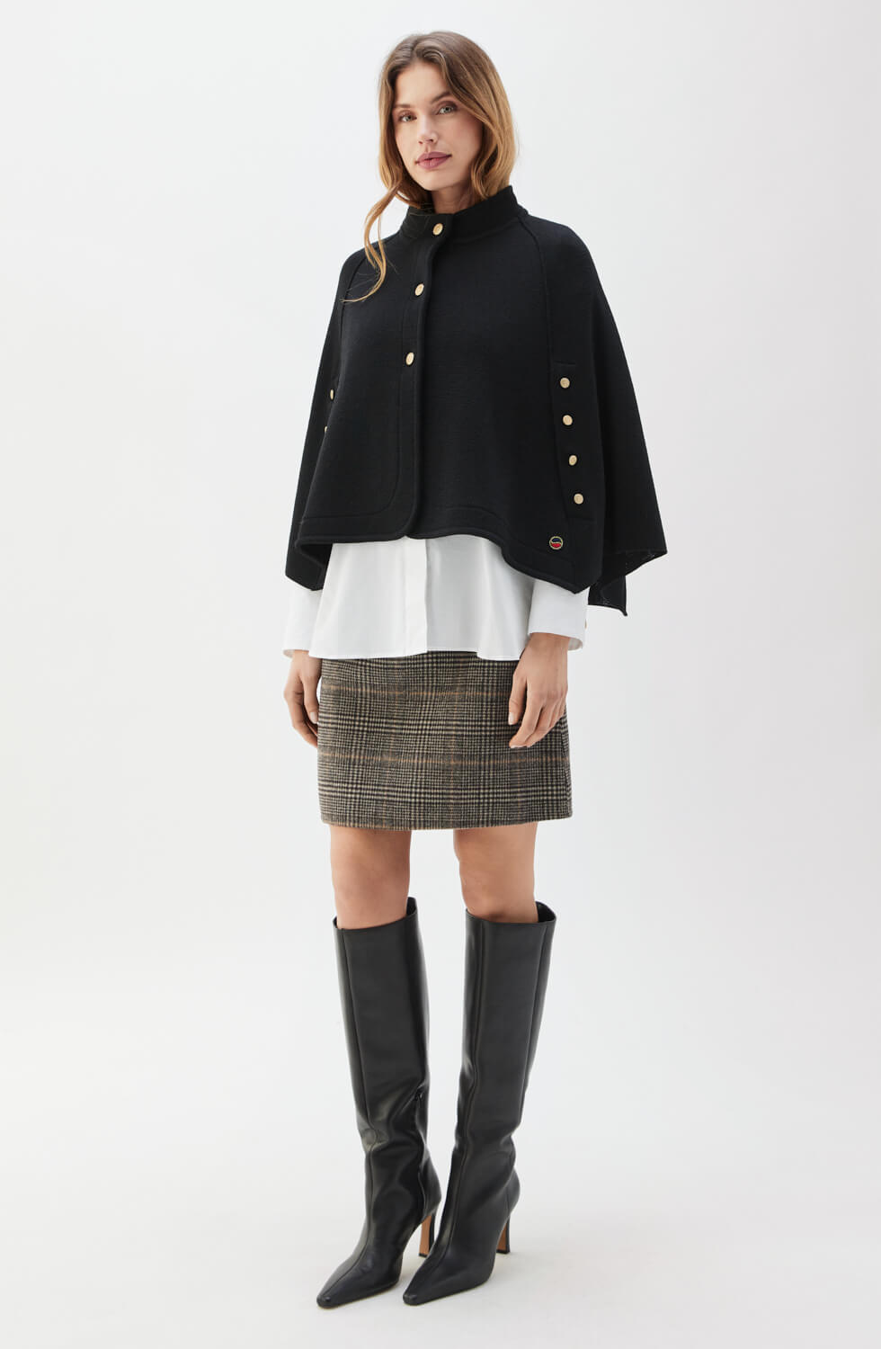 Clarissa kort cape i ull svart