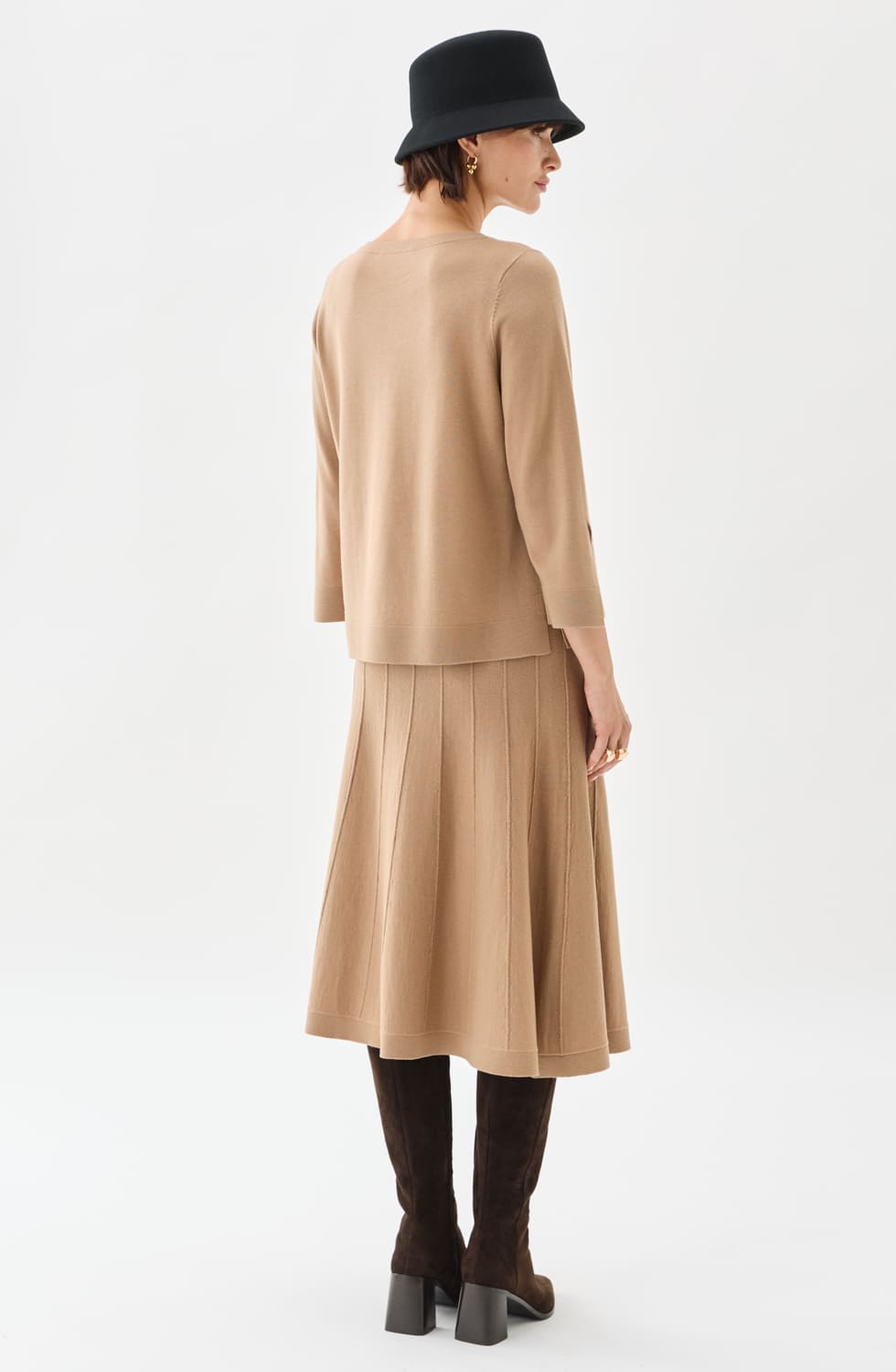 Ocean båtringad tröja i merinoull beige