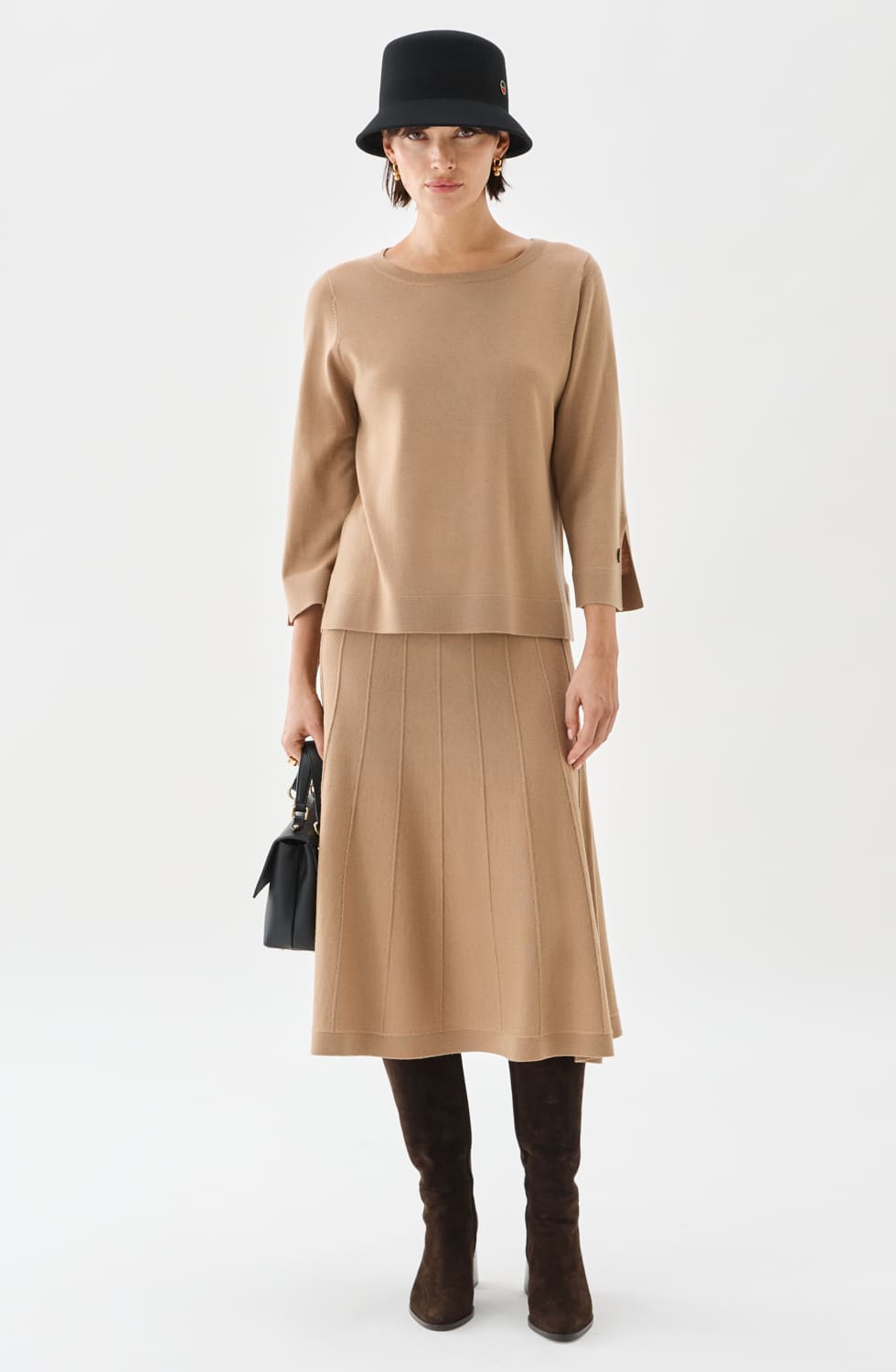 Ocean båtringad tröja i merinoull beige